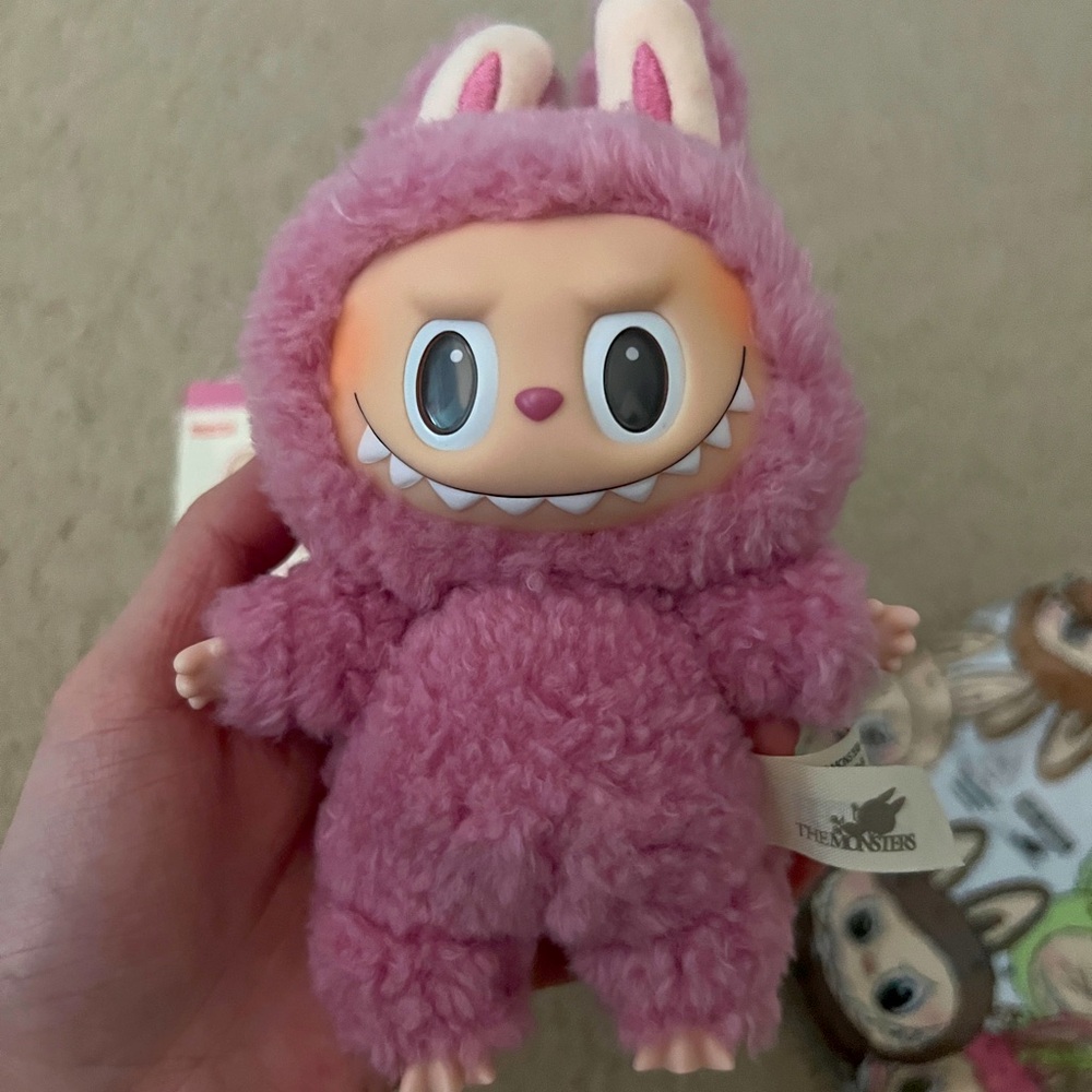 Popmart Labubu The Monsters Exciting Macaron Pink Lychee